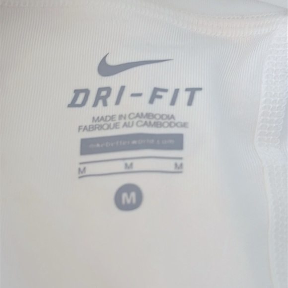 NWT Women’s Nike Dri-Fit White Polyester & Spandex Golf Tennis’s Skort Size M - Picture 7 of 8